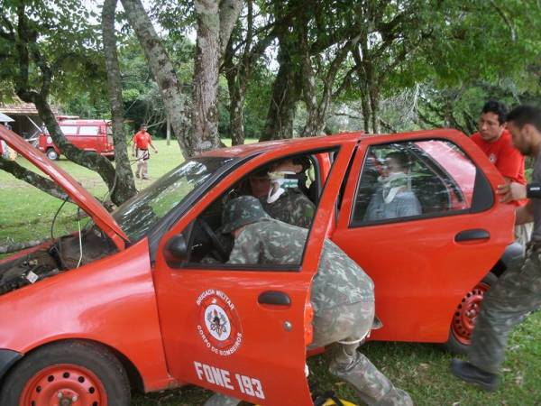 Treinamento dos Novos Bombeiros Voluntários de Três de Maio