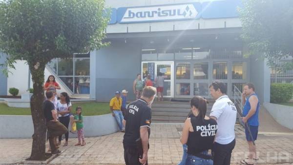 Assaltantes tentam roubar banco em Rodeio Bonito