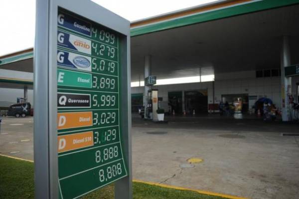 Petrobras reajusta preço do diesel nas refinarias em 6,1%