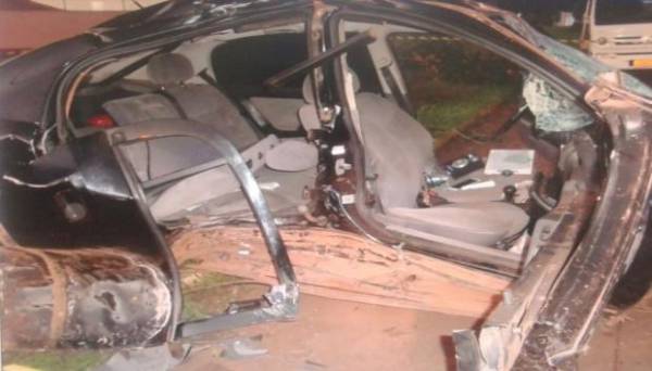 Morre 3º passageiro de carro que se chocou com árvore em Santo Ângelo