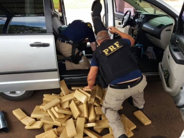 Casal é preso com mais de 200 kg de maconha, em Seberi