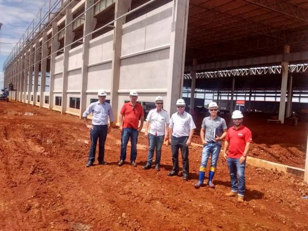 Executivo Municipal  visita as obras da nova unidade da São José Industrial