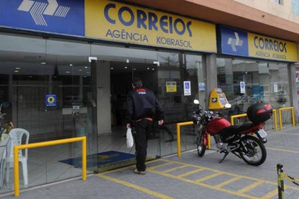 Correios vão fechar duzentas e 50 agências no país
