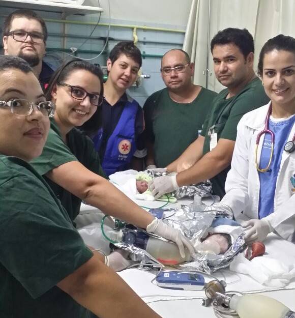 SAMU realiza parto de gêmeos dentro da ambulância em Passo Fundo