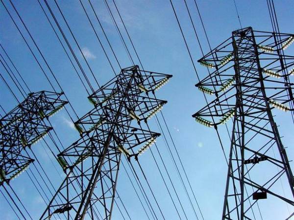 Consumidores de energia elétrica terão desconto na tarifa em abril