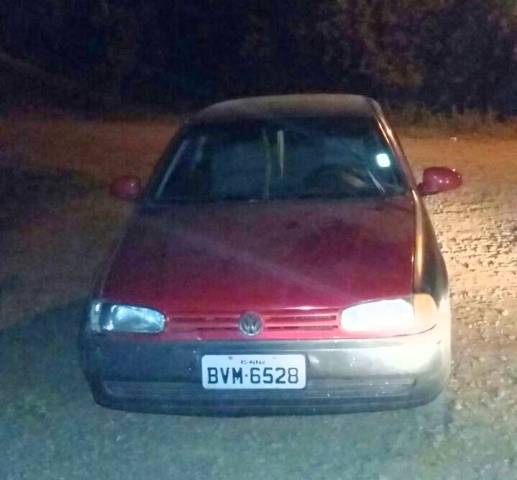 BM prende homem que foi vítima de assalto ao prestar ajuda em acidente