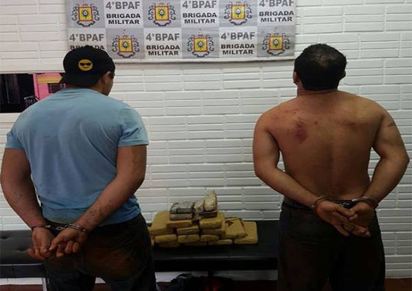 Brigada Militar prede dois elementos por tráfico de drogas em Tuparendi