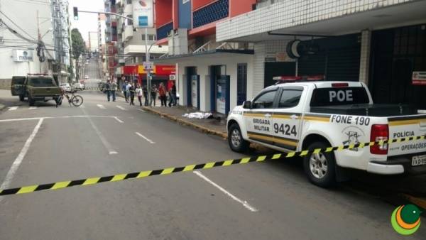 Detento com dispensa é morto em confronto com PMs no Centro de Passo Fundo