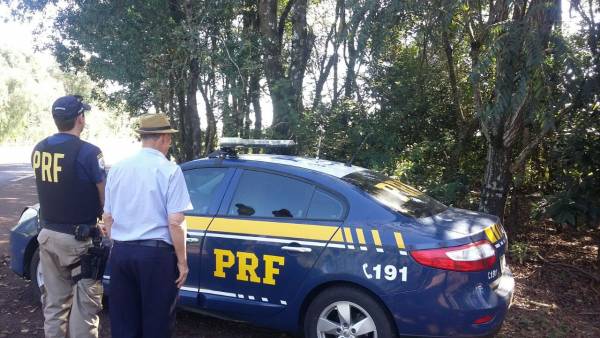 PRF prende idoso de 90 anos com mandado de prisão em aberto em Santo Ângelo