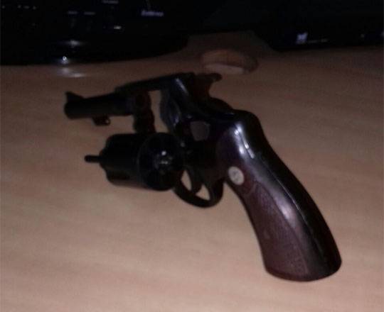 Brigada Militar prende homem por porte ilegal de arma de fogo em Santa Rosa