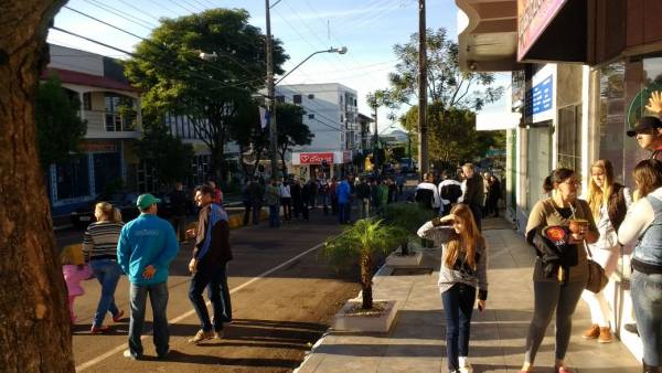 Comunidade de Boa Vista do Buricá amanhece assustada após explosões em bancos, naquela cidade
