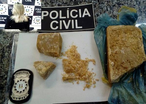 Santo-angelense é presa na rodoviária com 910g de Crack