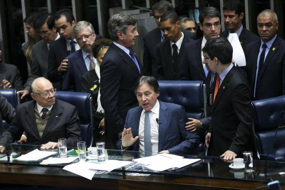 Por 50 votos favoráveis, Senado aprova texto-base da reforma trabalhista