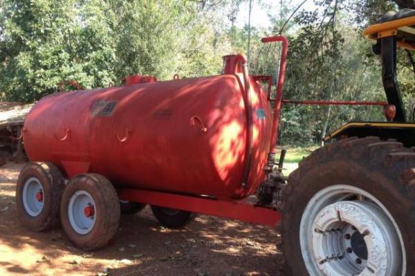 Homem morre ao entrar em tanque para limpar dejetos de suínos