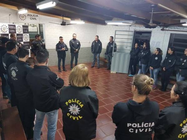 Polícia prende três em operação contra tráfico de drogas em Santa Rosa