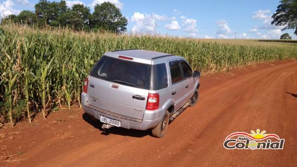 Após assalto ladrões abandonam veículo em Três de Maio