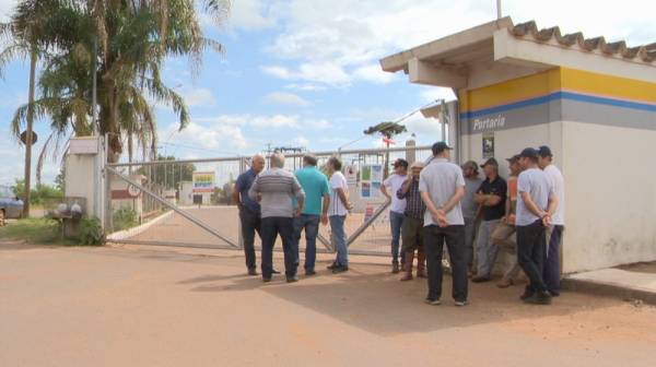 Caminhoneiros protestam contra preço dos combustíveis