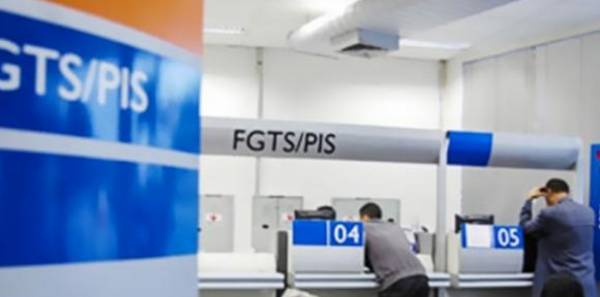 Idade mínima para saque do PIS/Pasep agora é de 60 anos