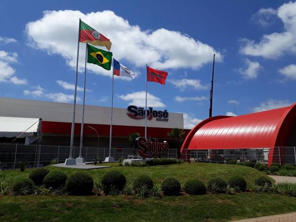 Inaugurada a nova planta da São José Industrial 