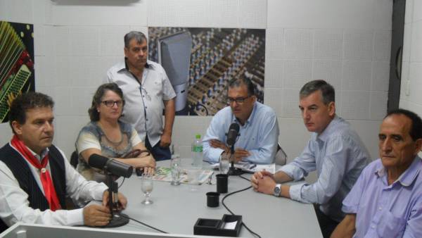 Pré-candidato a Governador do Estado esteve na Rádio Colonial neste sábado