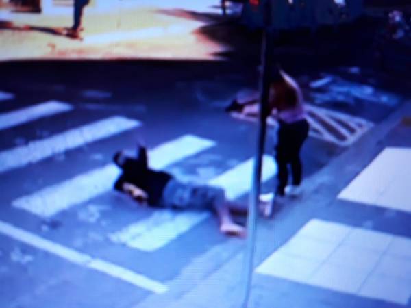 VÍDEO: a caminho de festa do Dia das Mães, PM mata bandido durante assalto
