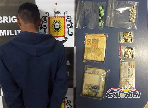 Brigada prende em flagrante elemento por tráfico de drogas em Três de Maio
