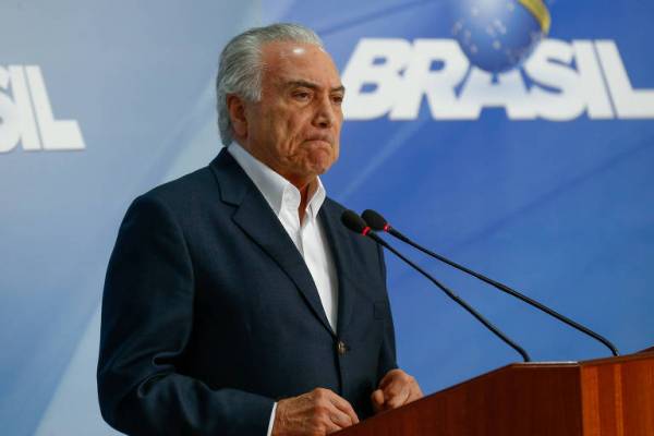 Governo apresenta novas propostas aos caminhoneiros