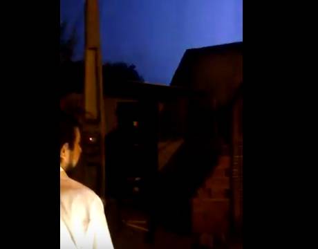 VÍDEO: casa fica danificada por incêndio na Vila Esperança em Três de Maio
