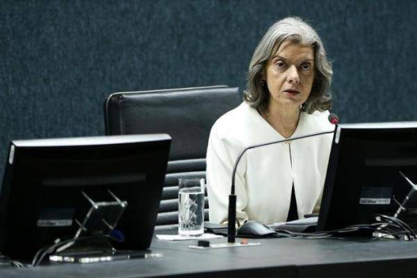 STF |Ministra Cármen Lúcia suspende resolução da ANS