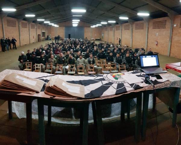 Ofensiva em 23 cidades ataca facção responsável por assassinatos, roubos e tráfico