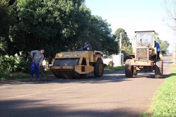 Operações tapa-buracos em T. de Maio começa por vias de maior circulação