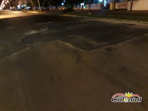 Remendo em local de conserto da CORSAN forma lombada física, no Centro de Três de Maio