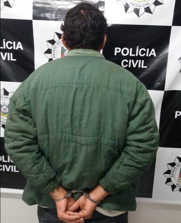 Polícia Civil prende elemento acusado de vários furtos no comércio de Três de Maio