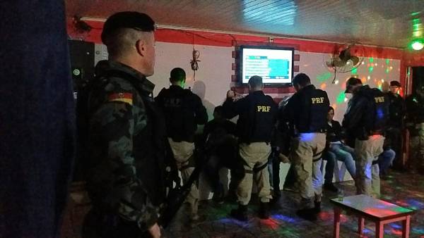 Operação Integrada cumpre mandado de busca e apreensão em estabelecimento na BR 285 em Santa Bárbara