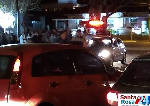 Acidente em circo deixa motociclistas feridos em Santa Rosa