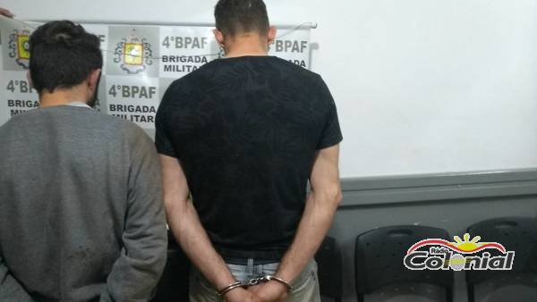 Brigada Militar prende dois elementos em ação contra o tráfico de drogas, em Independência