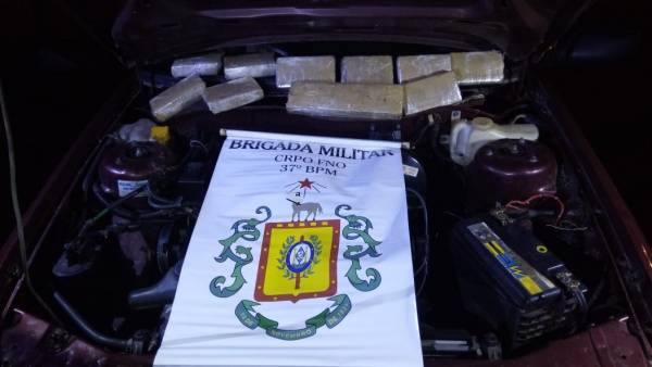 Brigada Militar prende casal com 30kg de maconha