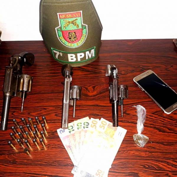 Elemento tenta fugir de abordagem atira contra policiais/BM e é preso, em Campo Novo