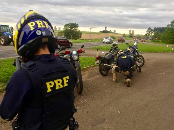 PRF apreende segundo veículo com cerca de 80 mil reais em multas no mesmo dia em Passo Fundo