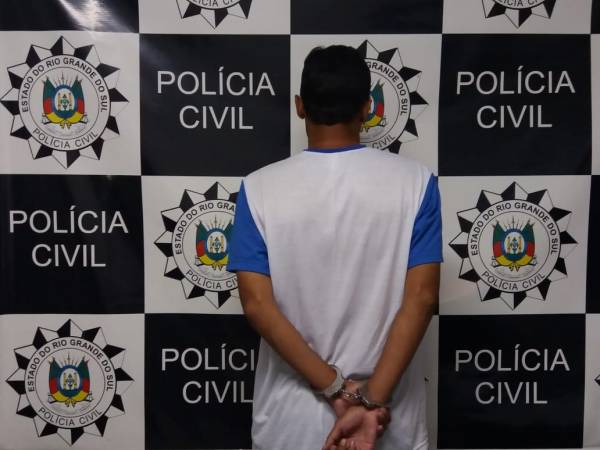 Homem é preso por prometer presentes a adolescentes para manter relações sexuais 