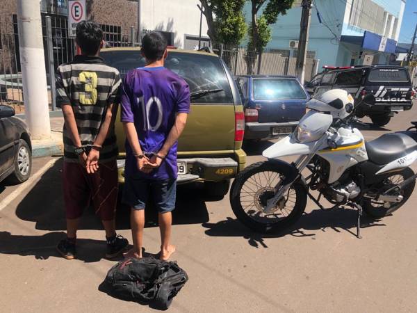 Irmãos de Santa Maria são presos pela Brigada Militar por tráfico de drogas em Santiago
