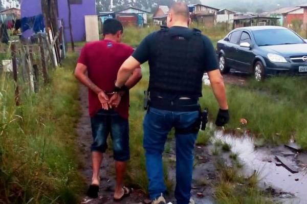 Dupla que estuprou mulher durante assalto é presa pela Polícia Civil