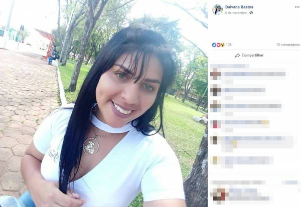 Polícia investiga morte de mulher a tiros em frente a ginásio em São Borja