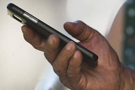 Celular irregular será bloqueado a partir de sábado em 10 estados