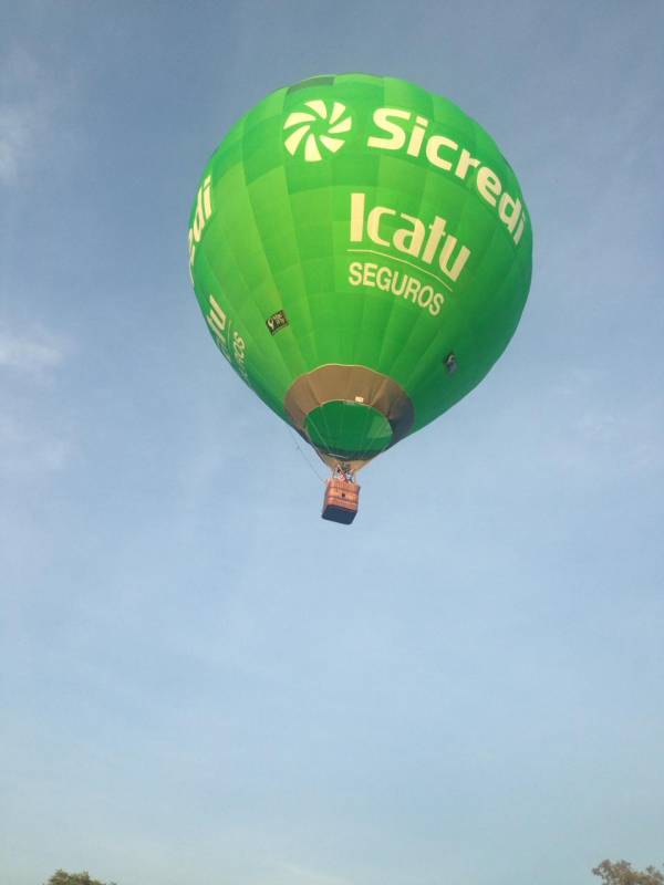 Sicredi e Icatu Seguros proporcionam vôos de balões em Três de Maio