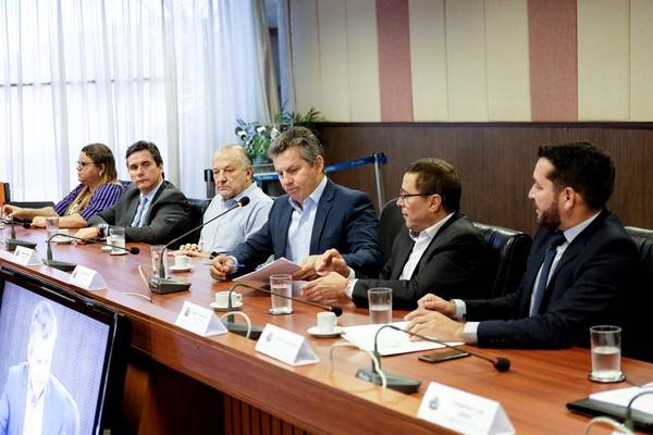 Governador de MT decreta estado de calamidade financeira 