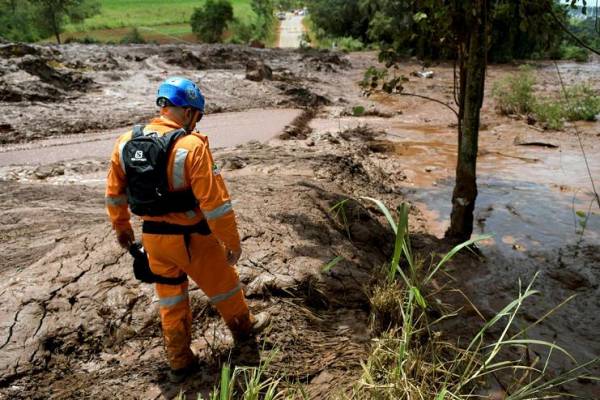 Sobe para 37 o número de mortes confirmadas em Brumadinho