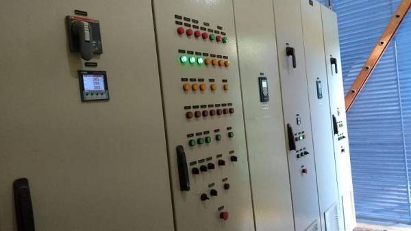 Corsan instala novo quadro de comando elétrico em T. de Maio