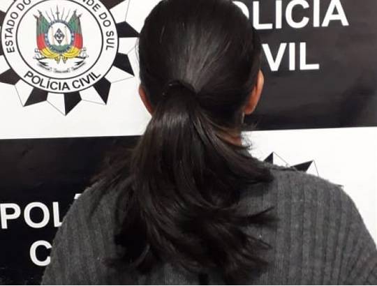Mulher é presa em São Luiz Gonzaga por suspeita de tráfico de drogas