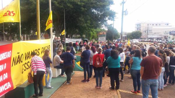 Ato contra a reforma da Previdência é realizado em T. de Maio